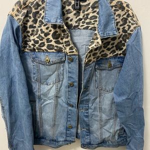 Forever 21 - Cheetah print - Denim